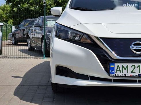 Nissan Leaf 2022 - фото 9