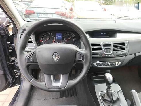 Renault Laguna 2011 - фото 16