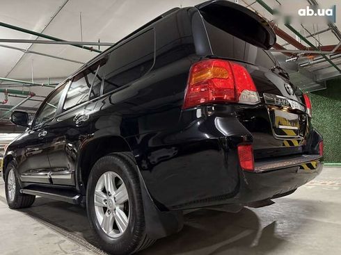Toyota Land Cruiser 2012 - фото 11