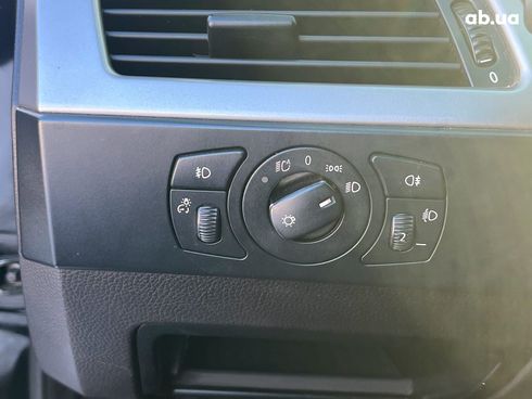 BMW 5 серия 2004 черный - фото 20