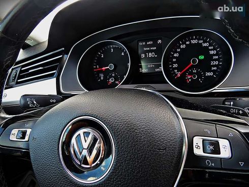 Volkswagen Passat 2015 - фото 9
