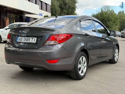 Hyundai Accent 2013 - фото 9