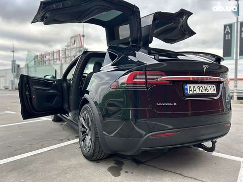 Tesla Model X 2018 - фото 21