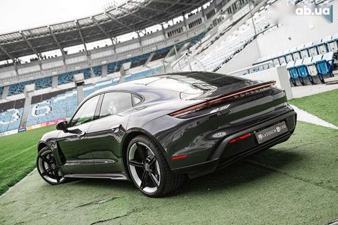 Porsche Taycan 2021 - фото 8