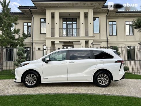 Toyota Sienna 2021 - фото 7