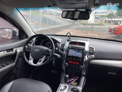 Kia Sorento 2012 - фото 9