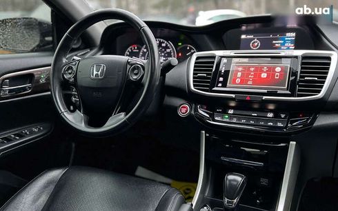 Honda Accord 2017 - фото 21
