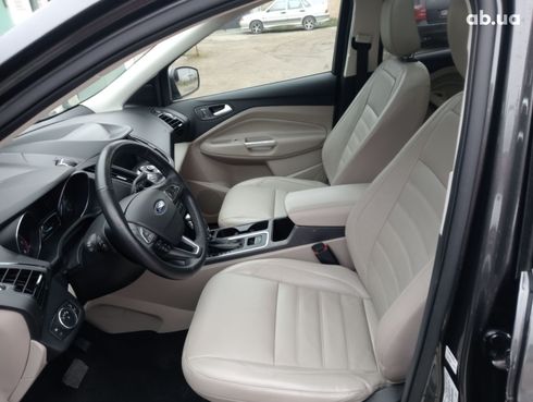 Ford Escape 2019 серый - фото 13