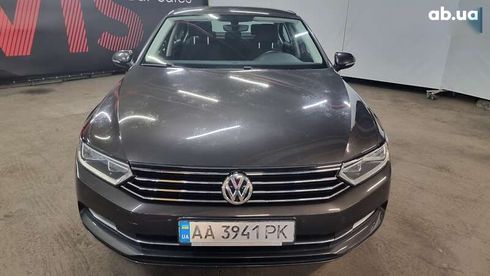 Volkswagen Passat 2017 - фото 5