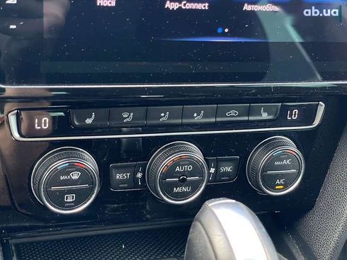 Volkswagen Passat 2019 - фото 30