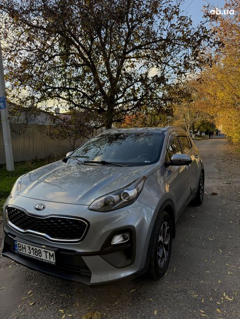 Kia Sportage 2020 серый - фото 2