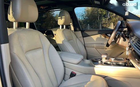 Audi Q7 2016 - фото 26