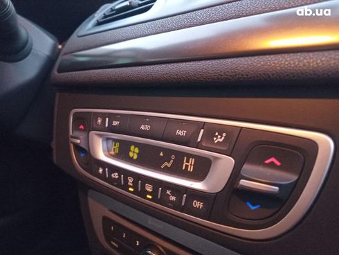 Renault Megane 2013 белый - фото 32