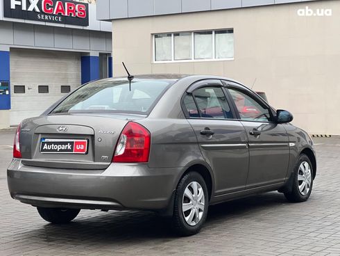 Hyundai Accent 2008 серый - фото 6