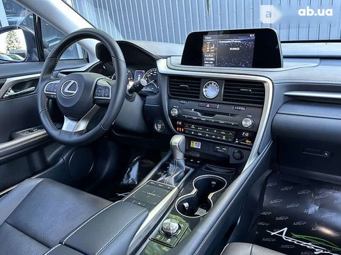 Lexus RX 2021 - фото 16