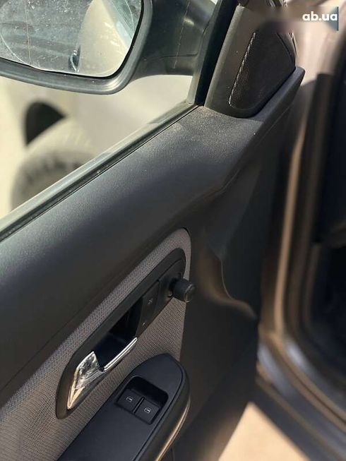 SEAT Cordoba 2003 - фото 10