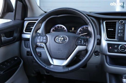 Toyota Highlander 2016 - фото 18