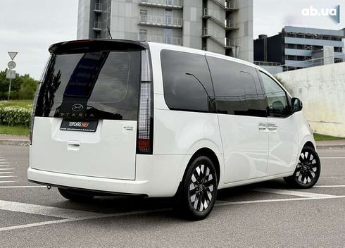 Hyundai Staria 2021 - фото 17