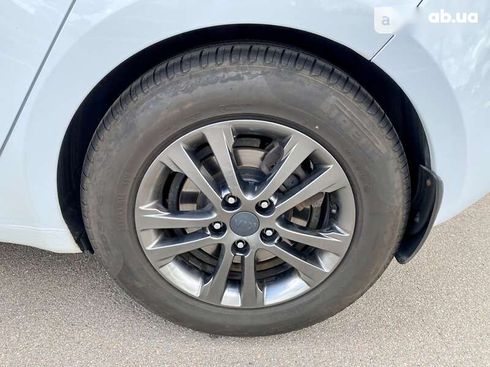 Kia Cee'd 2012 - фото 15