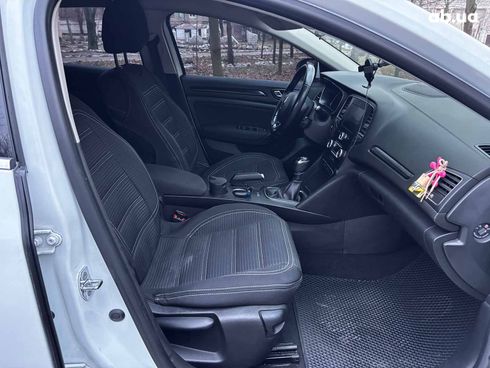 Renault Megane 2016 белый - фото 17