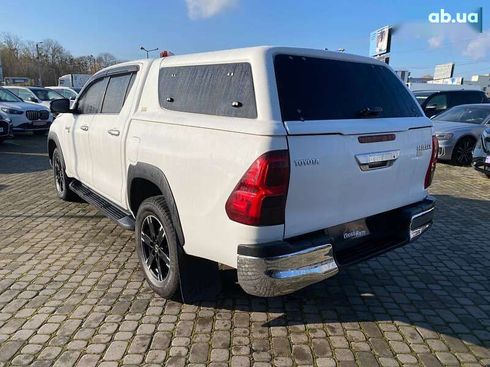 Toyota Hilux 2016 - фото 5