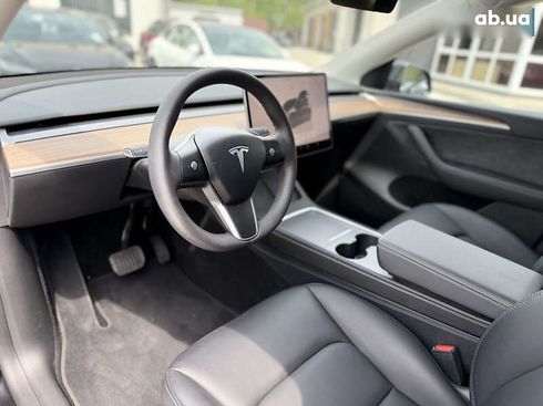 Tesla Model Y 2024 - фото 25