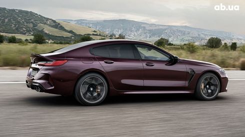 BMW M8 Gran Coupe 2023 - фото 5