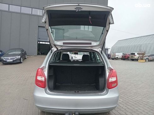 Skoda Fabia 2011 серый - фото 16