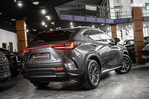 Lexus NX 2022 - фото 13