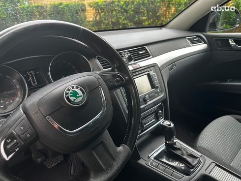 Skoda Superb 2013 черный - фото 18