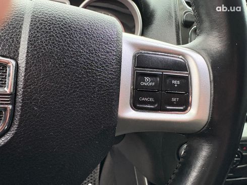 Dodge Journey 2014 белый - фото 18