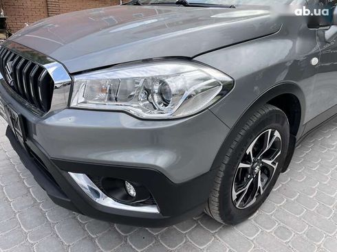 Suzuki SX4 2020 - фото 20