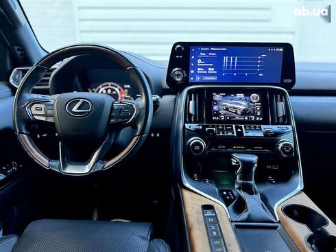 Lexus LX 2022 - фото 20