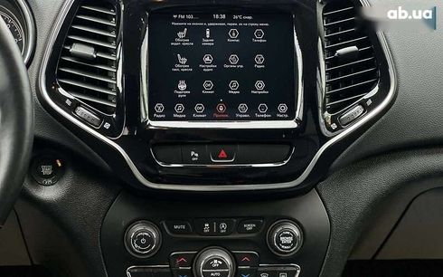 Jeep Cherokee 2019 - фото 19