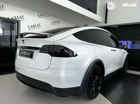 Tesla Model X 2017 - фото 29