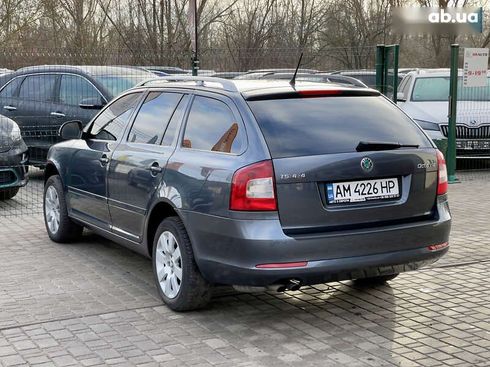 Skoda Octavia 2011 - фото 22