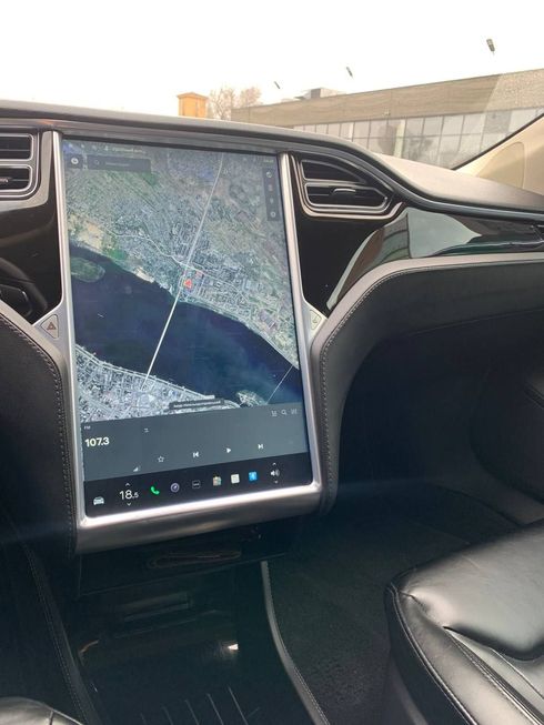 Tesla Model S 2015 черный - фото 10