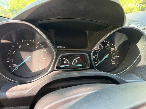 Ford Escape 2018 серый - фото 22