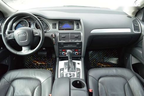 Audi Q7 2011 - фото 29