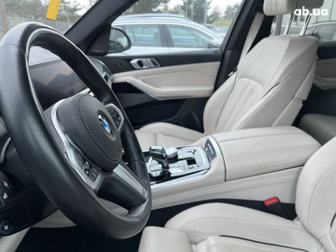 BMW X5 2021 - фото 21