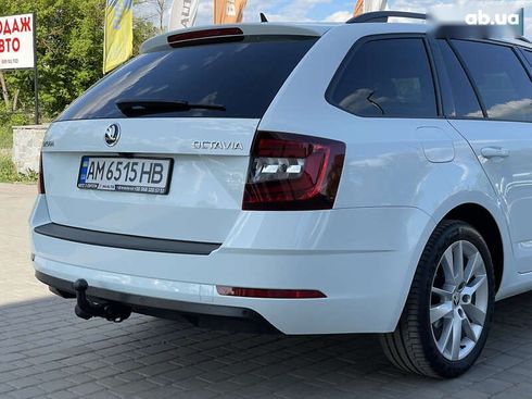 Skoda Octavia 2018 - фото 17