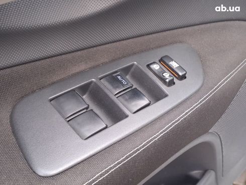 Toyota Auris 2007 серый - фото 14