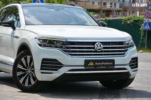 Volkswagen Touareg 2019 - фото 3