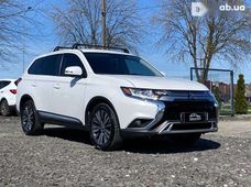 Продажа б/у Mitsubishi Outlander 2018 года во Львове - купить на Автобазаре