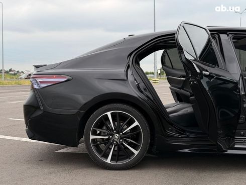 Toyota Camry 2020 черный - фото 38