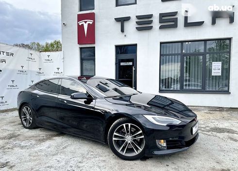 Tesla Model S 2017 - фото 8
