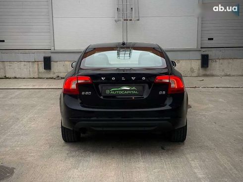 Volvo S60 2011 - фото 12