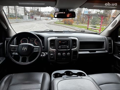 Dodge Ram 2016 серый - фото 53