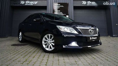 Toyota Camry 2012 - фото 2