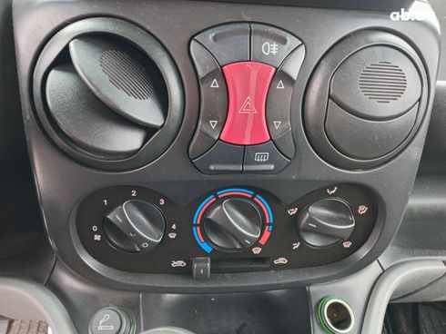 Fiat Doblo 2008 белый - фото 15